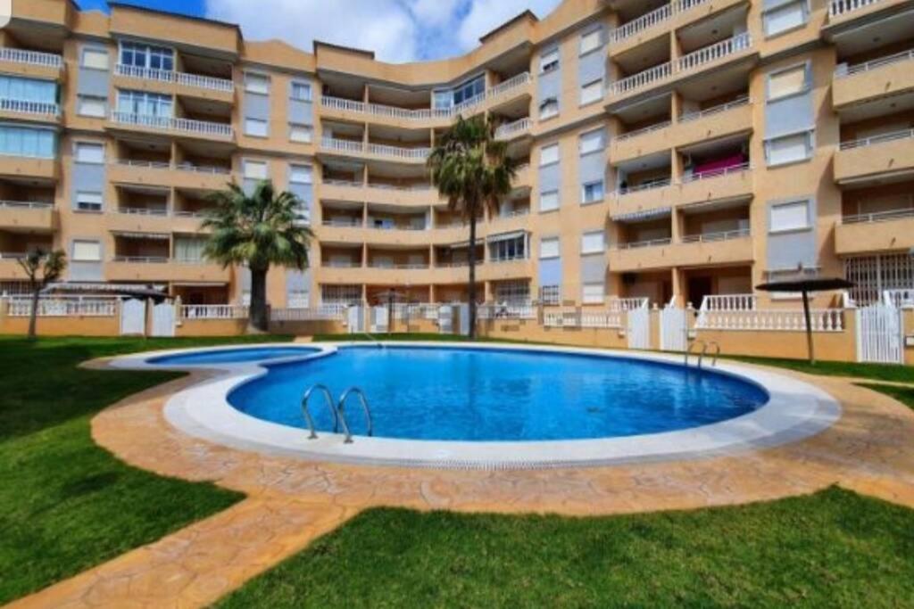 Apartamento Muy Cerca Del Mar. Ареналес дел Сол Екстериор снимка