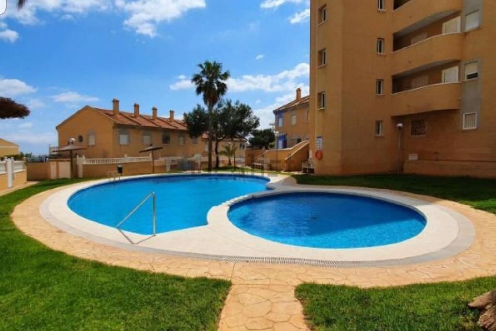 Apartamento Muy Cerca Del Mar. Ареналес дел Сол Екстериор снимка